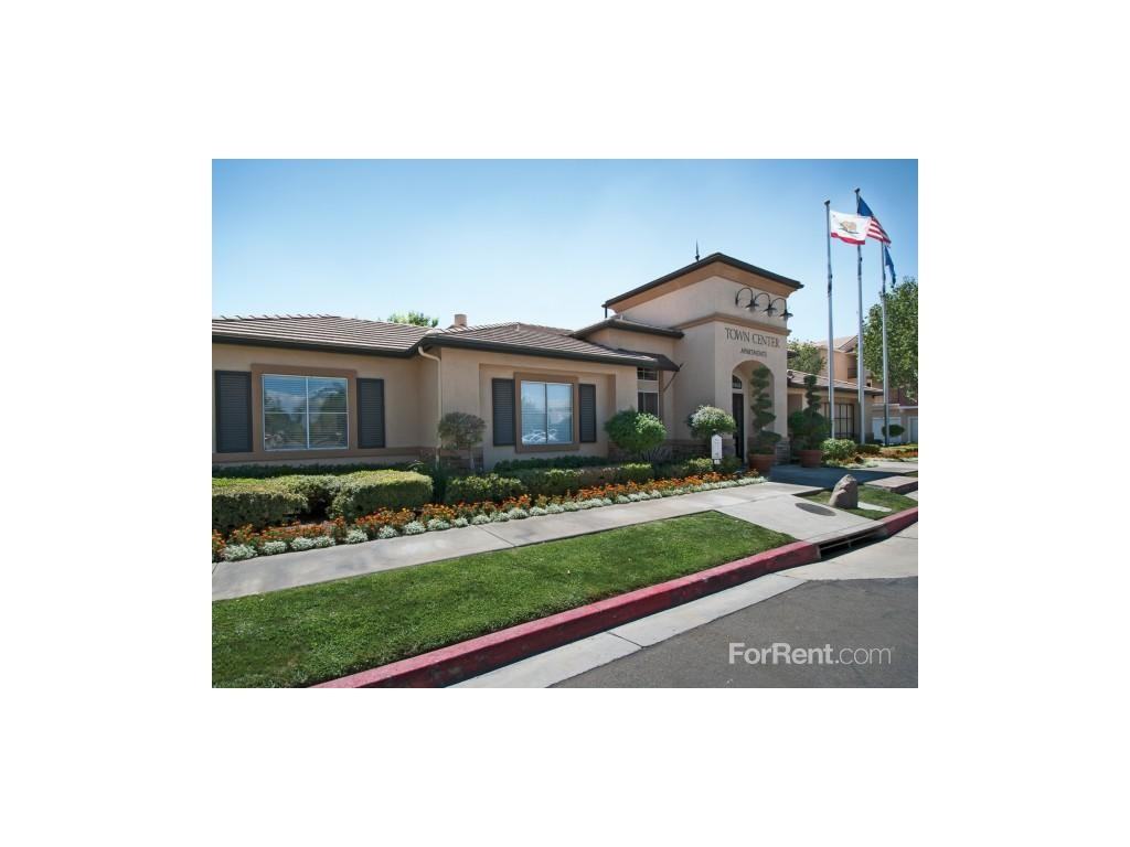 Town Center Apartments - Photo 2 of 13