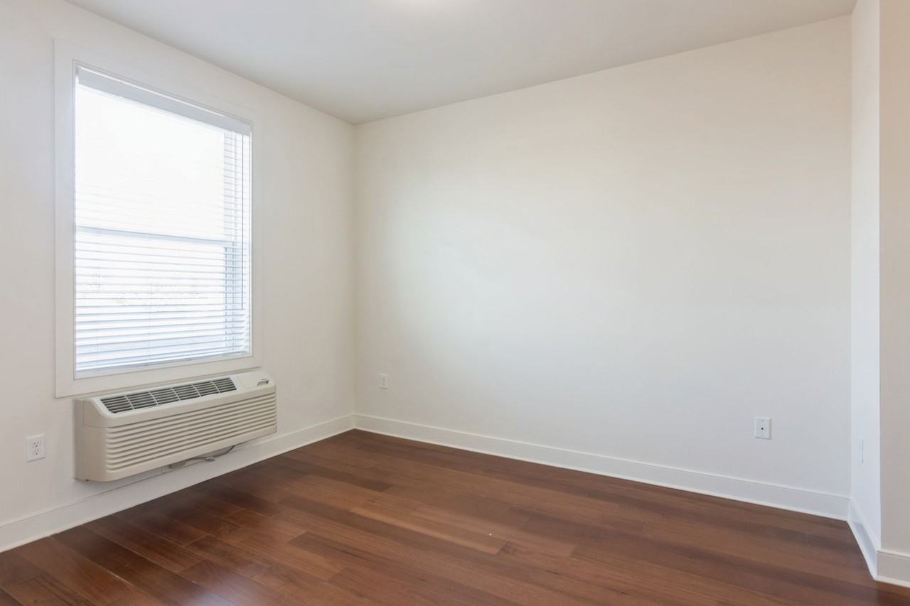 Meridia Lifestyles - Photo 4 of 36