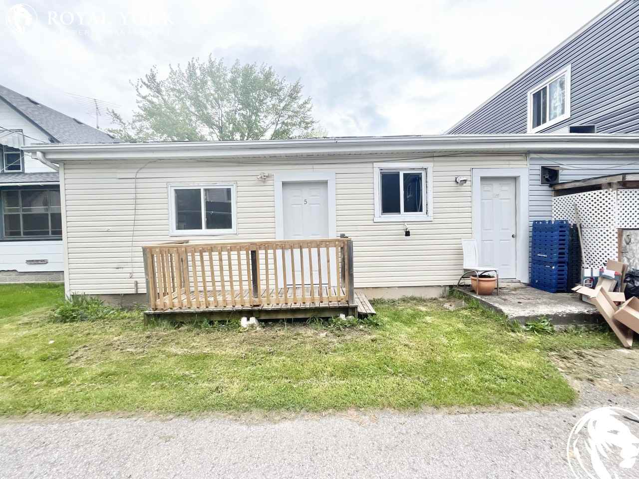 5-74 Queens Circle, Fort Erie, Ontario L0S 1B0 - Photo 3 of 15