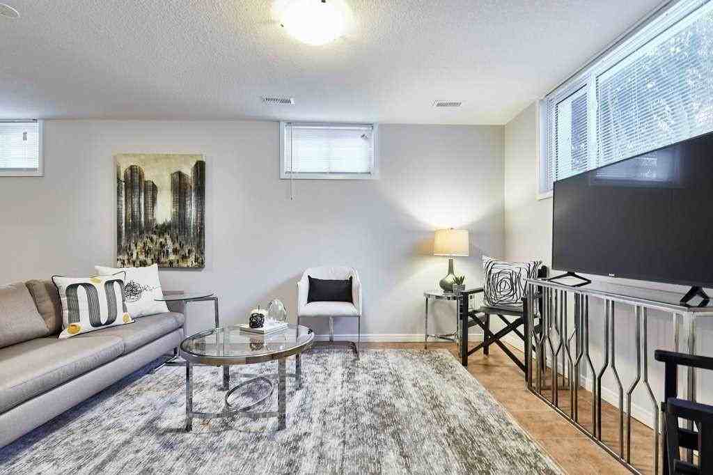 406 Karn - Photo 3 of 9