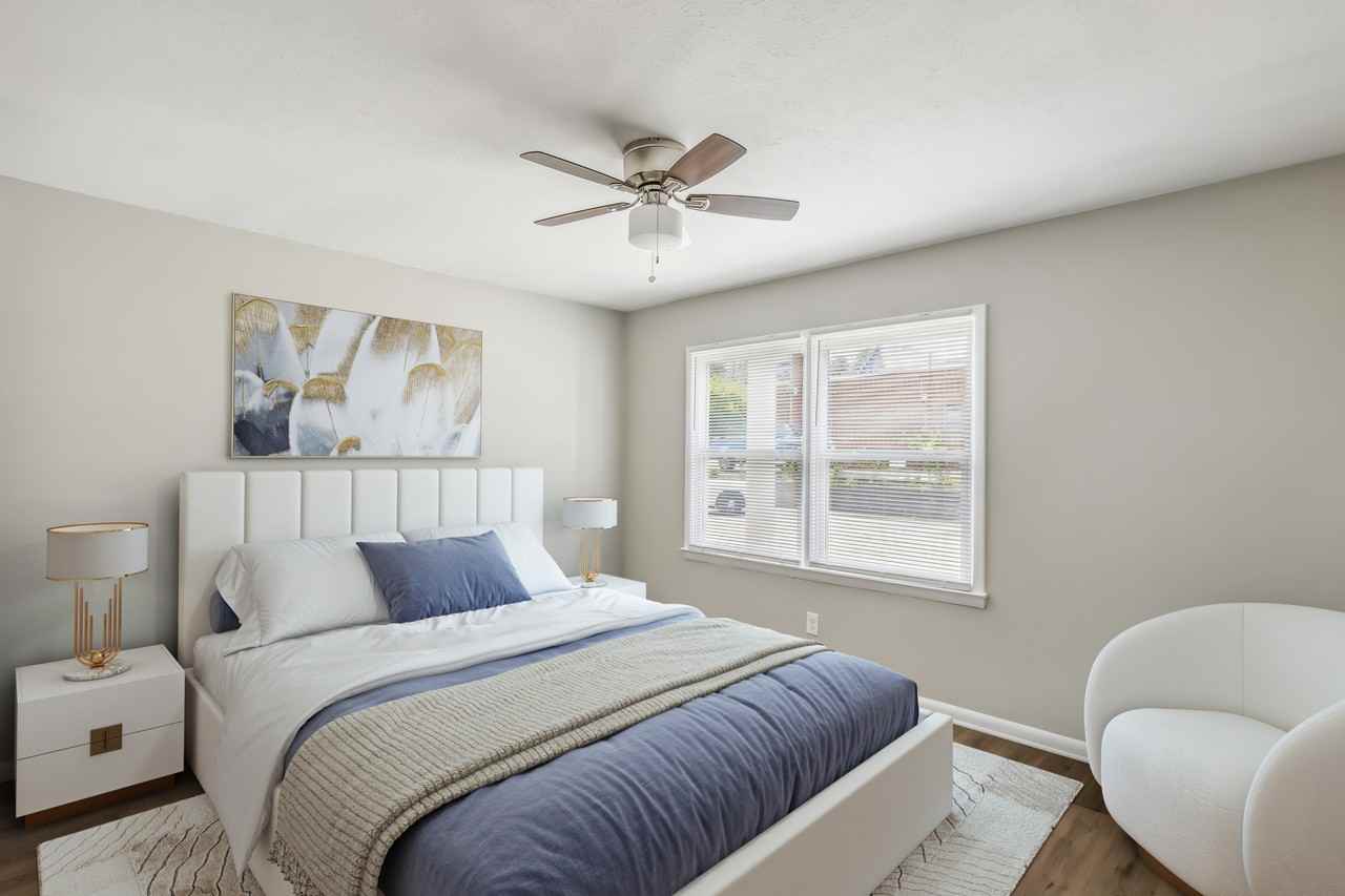 Flats on Fifth - Photo 5 of 55