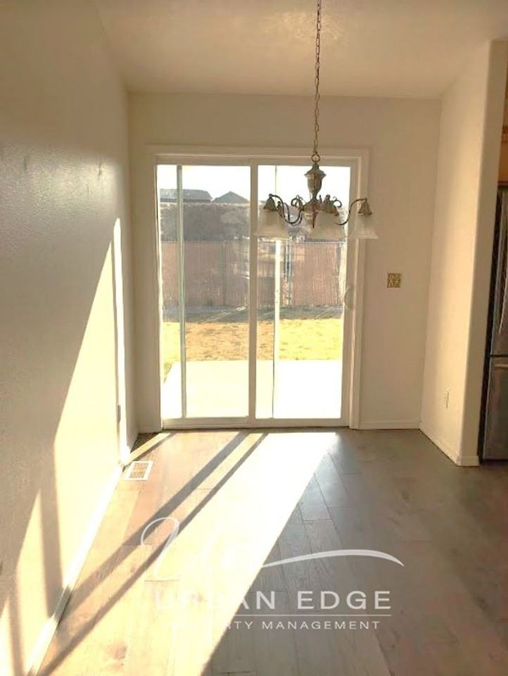 4670 S Latigo Way - Photo 6 of 25
