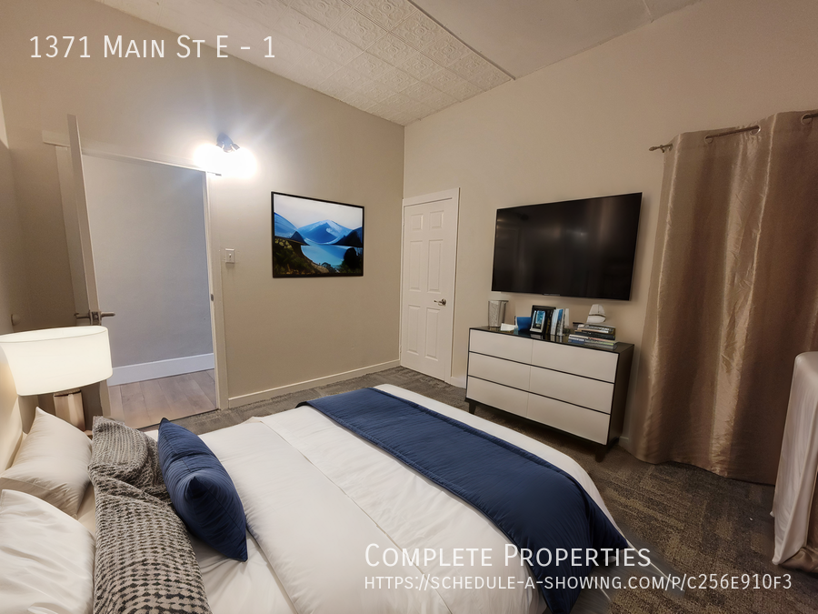 1371 Main St E #1 - Photo 3 of 7