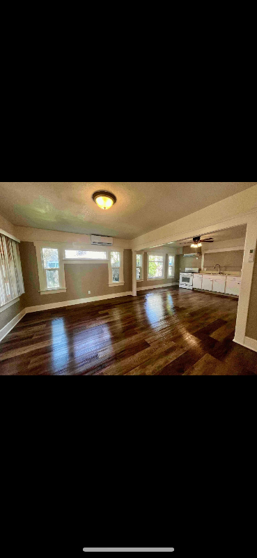 411 W Chestnut Ave #A - Photo 2 of 4