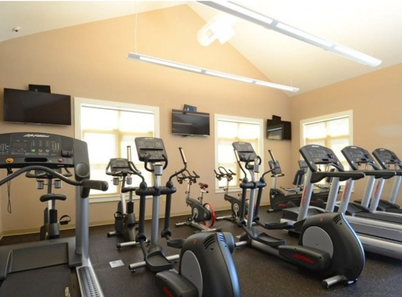 Tidewater at Salisbury Apartments - Photo 4 of 41