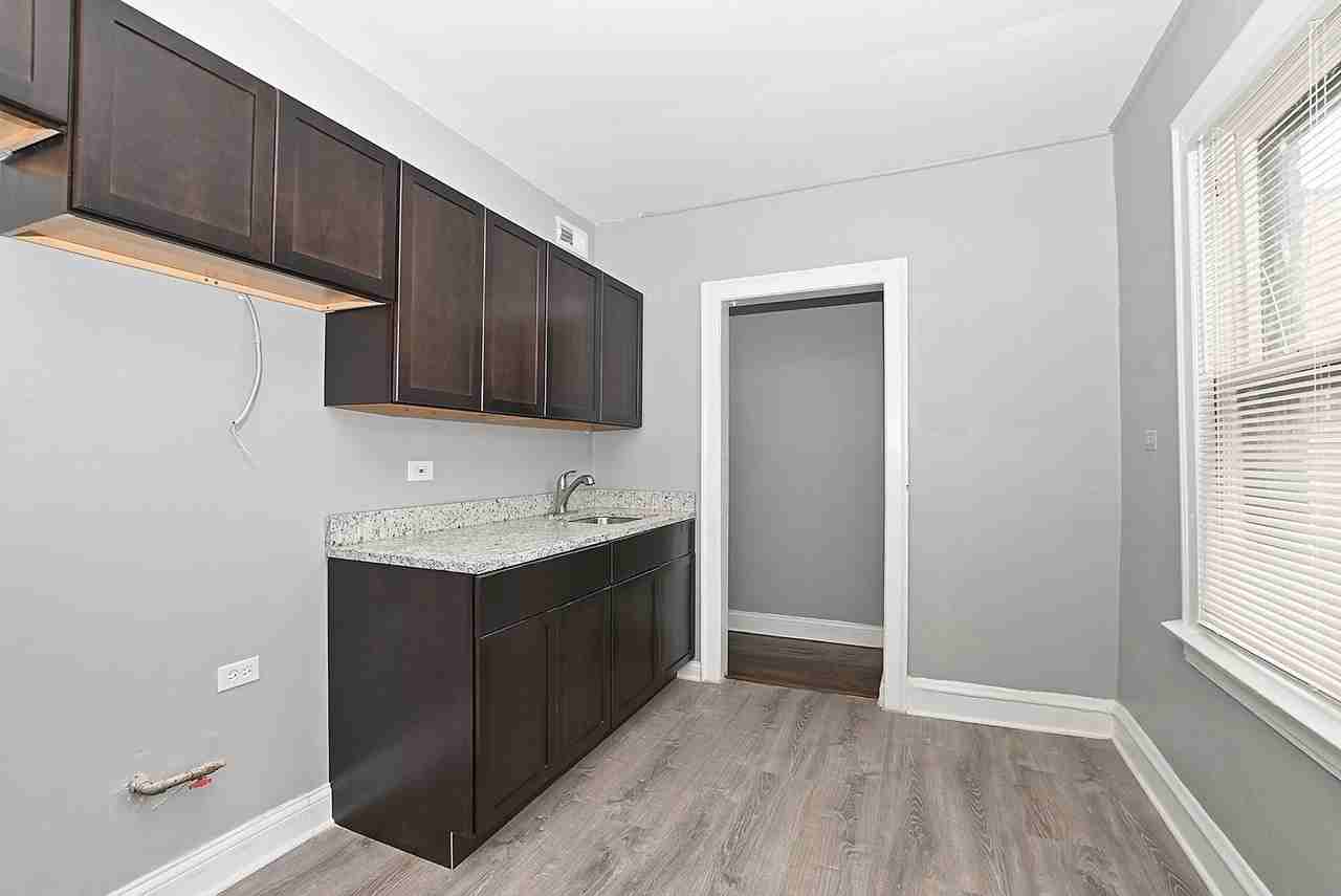 Marquette/Campbell (SE Corner) - Photo 4 of 6