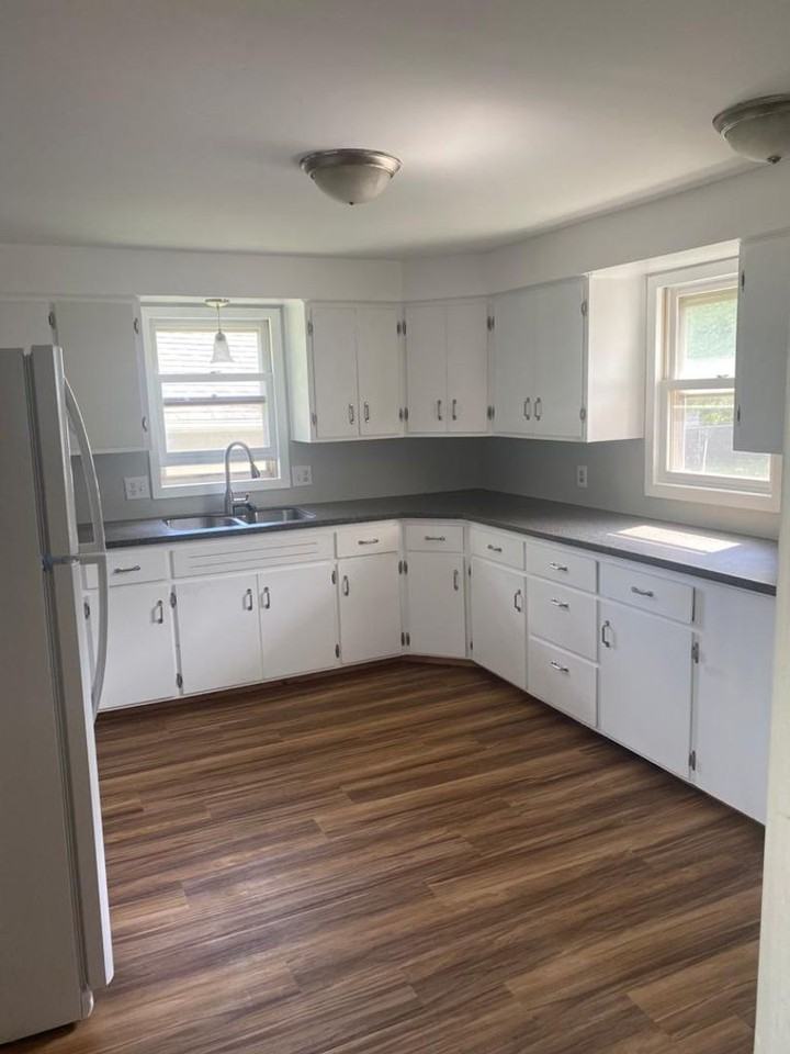 1003 West Spencer Street - Photo 6 of 21