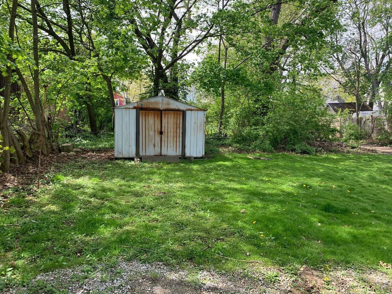 800 Arch St - Photo 3 of 10