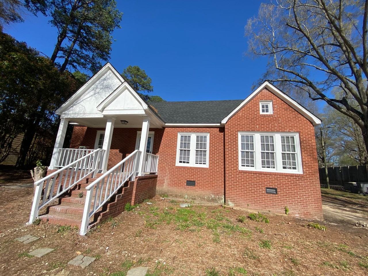 1209 Desoto Ave - Photo 2 of 17