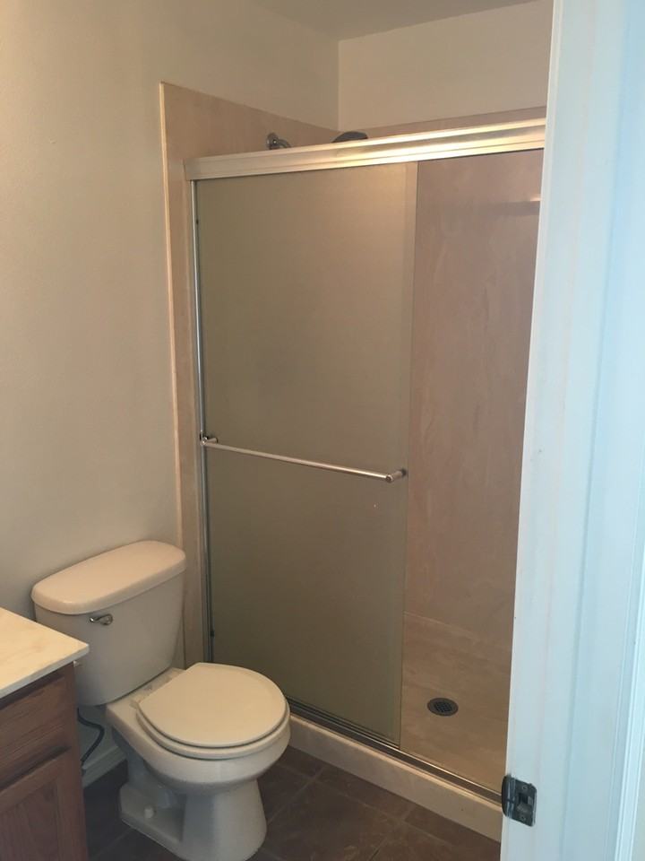 400 6th St Ne - Photo 2 of 5