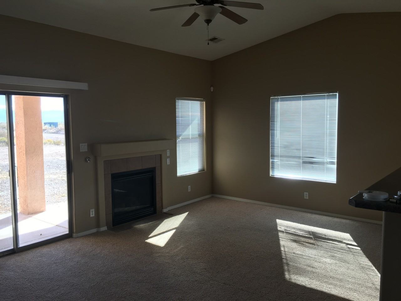 400 6th St Ne - Photo 4 of 5