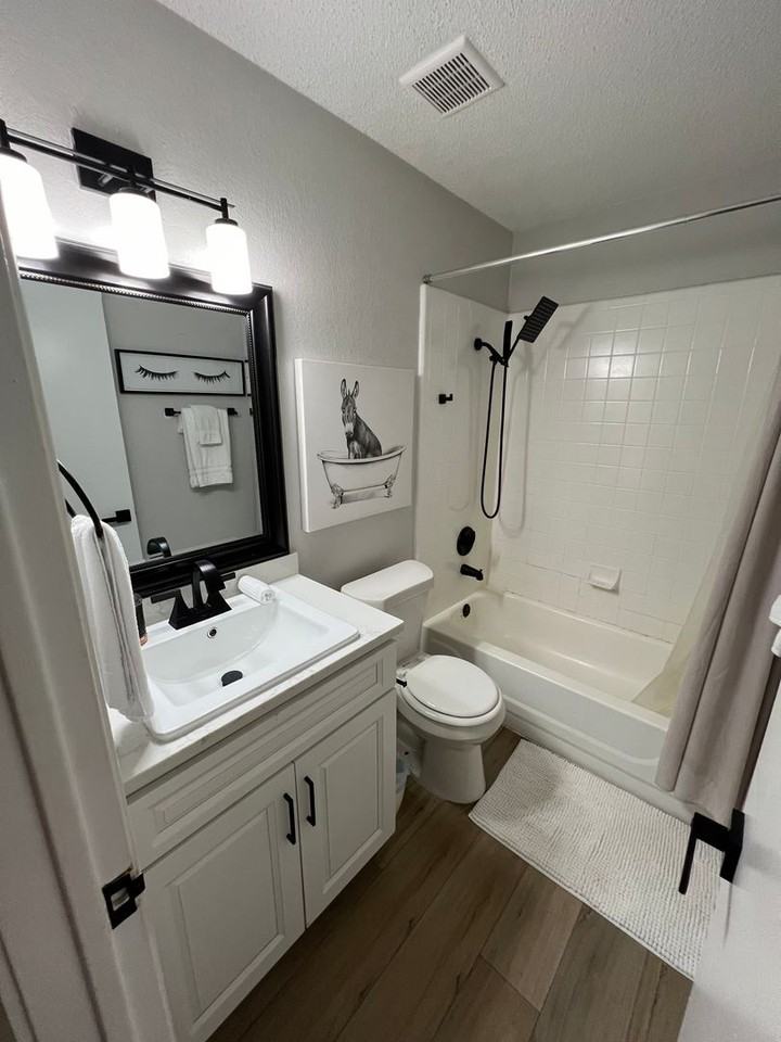 9618 Copper Creek Drive - Photo 5 of 16