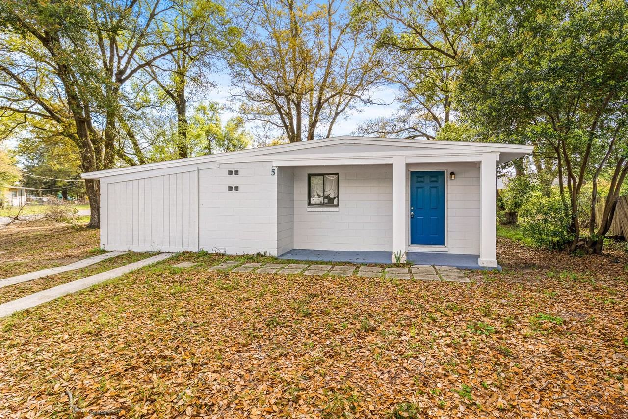 5 New Mexico Dr - Photo 3 of 36