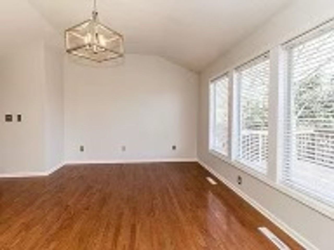 2300 S Hastings Ct - Photo 6 of 20