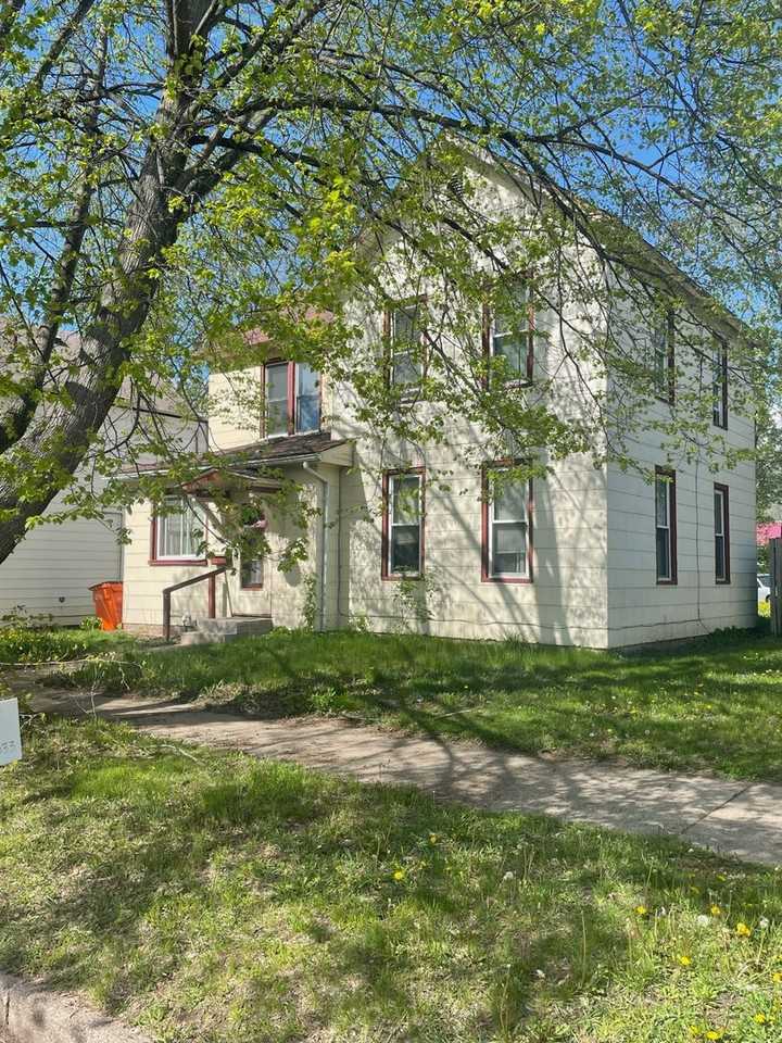 15 S Grove St - Photo 7 of 7