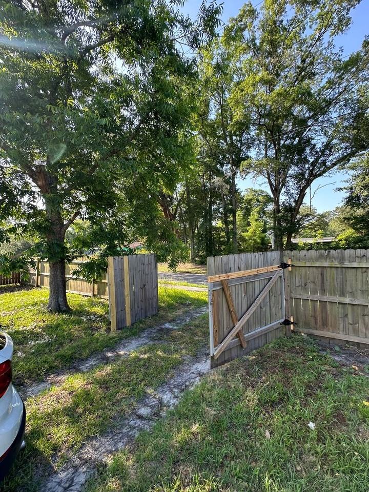 6303 Lobelia St - Photo 3 of 14