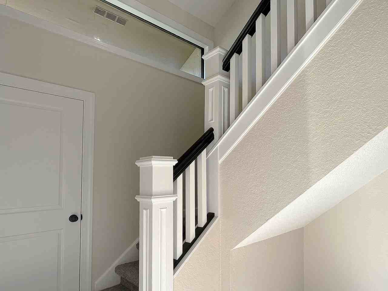 1712 Garden Lake Dr - Photo 4 of 22