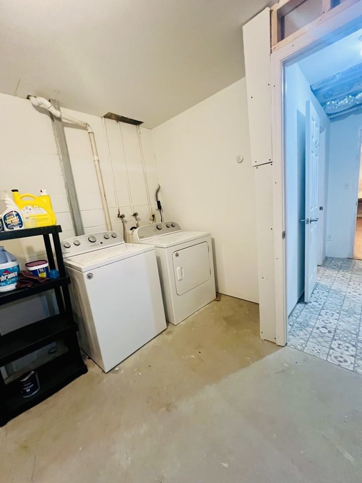 3029 Cranehill Dr #2 - Photo 3 of 14