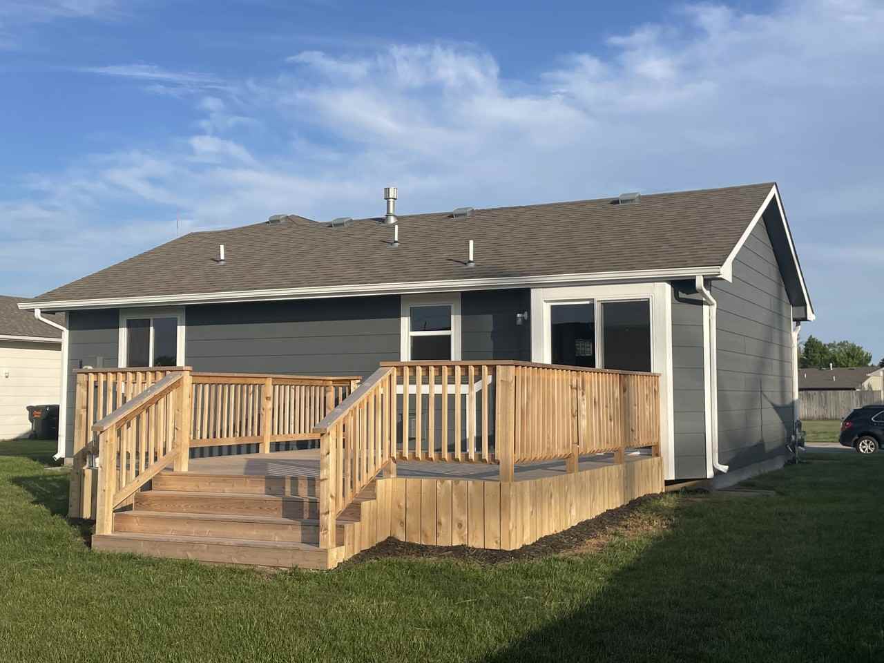627 Union Park Cir #NA - Photo 2 of 16