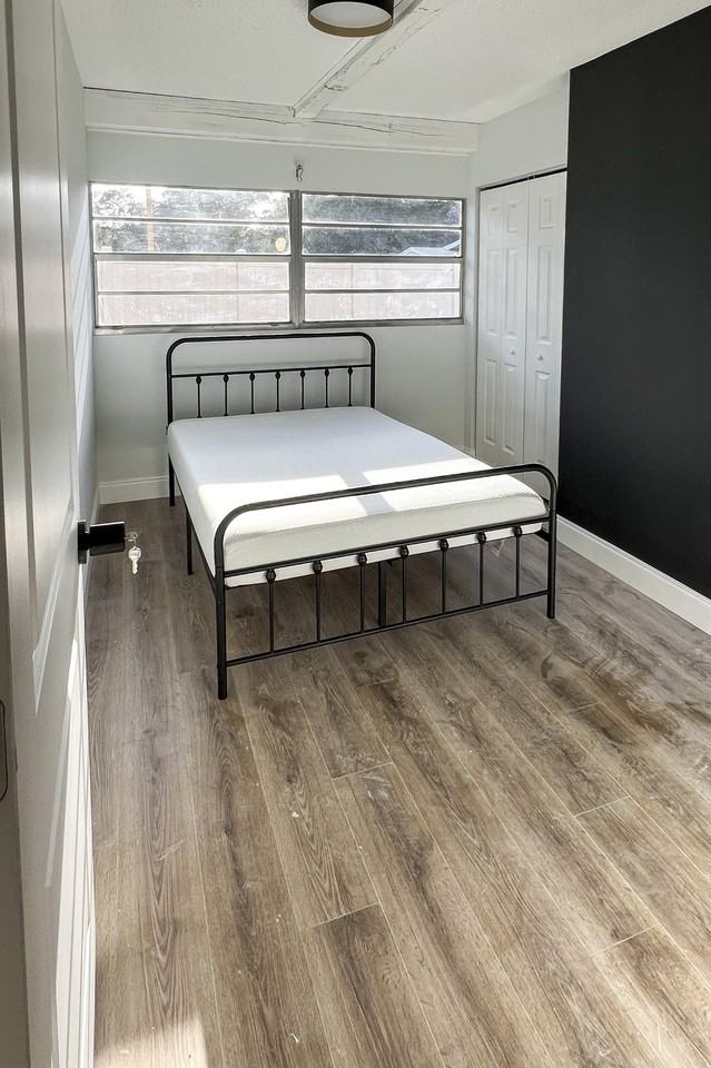 29th St N - Photo 3 of 4