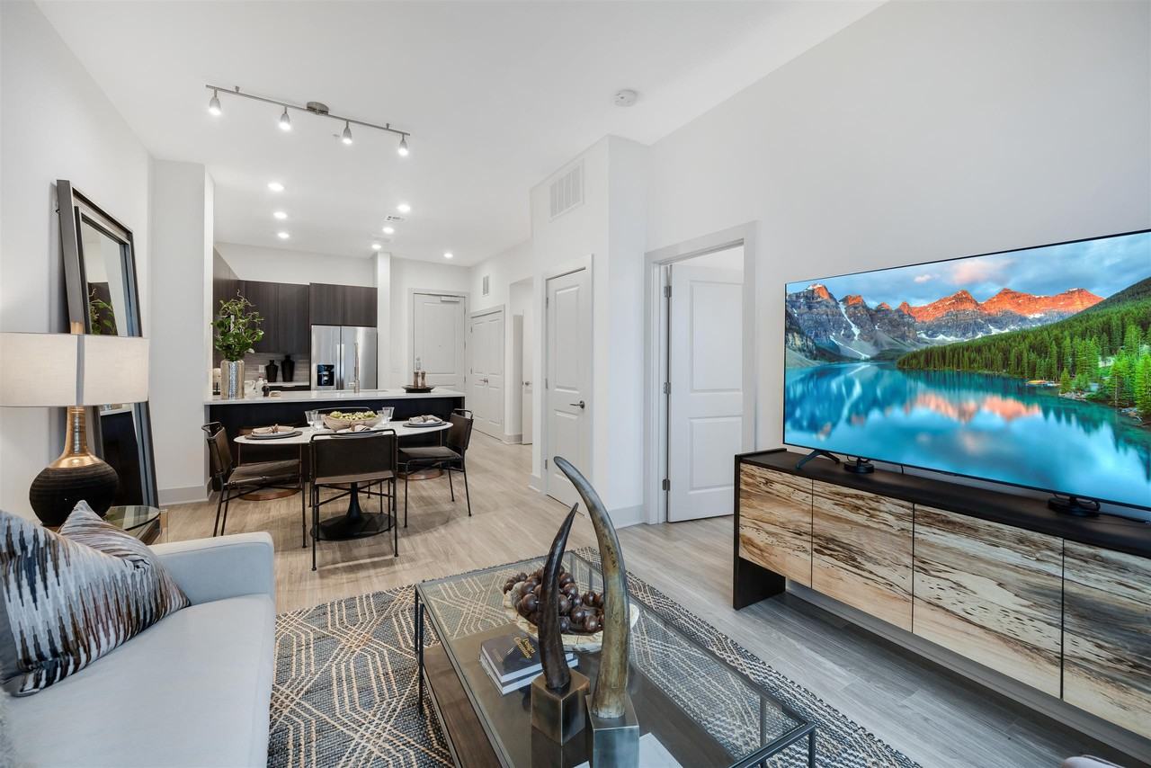 The Nines - Photo 6 of 38