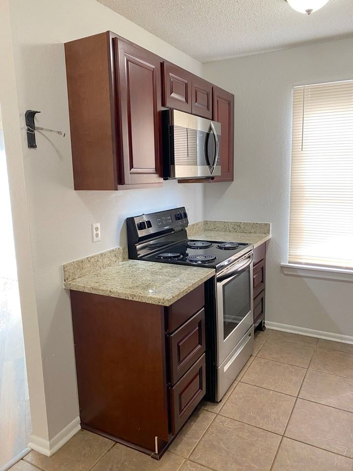 Woodland Trace Apartments - Photo 4 of 15