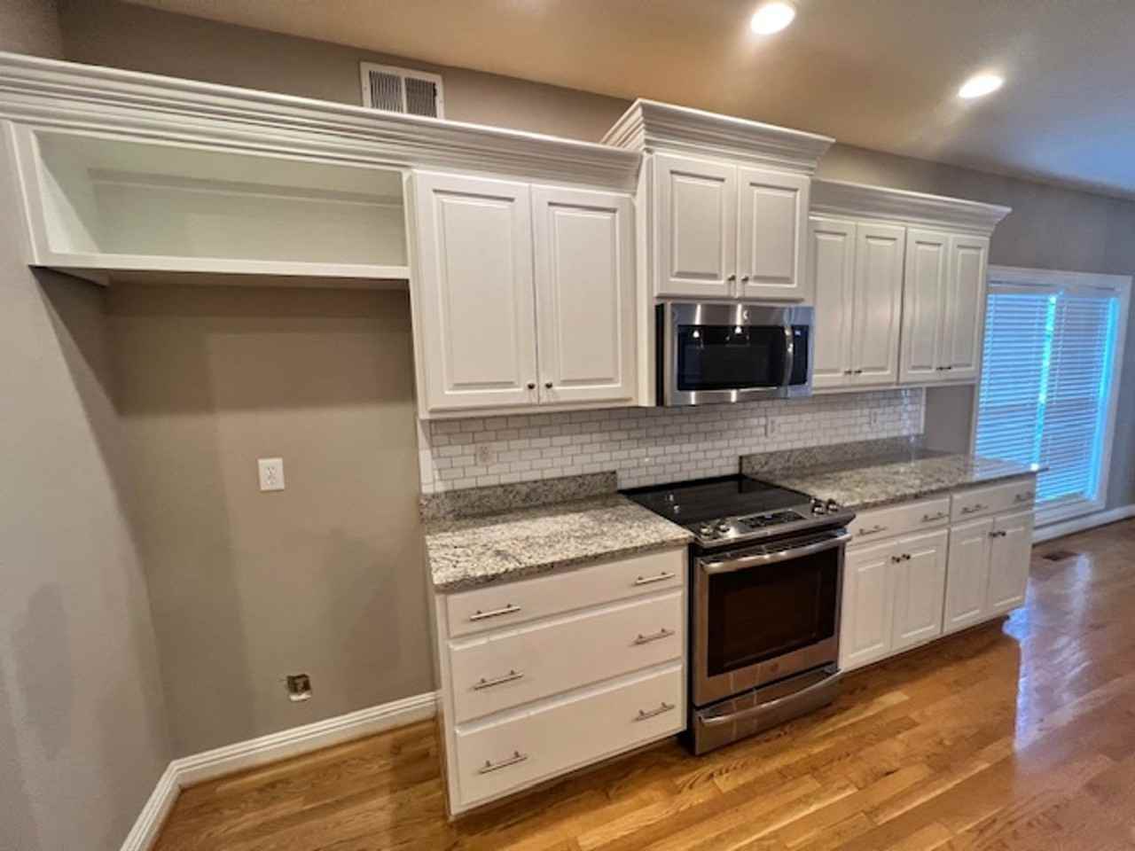 14404 Academy View Ct - Photo 6 of 44