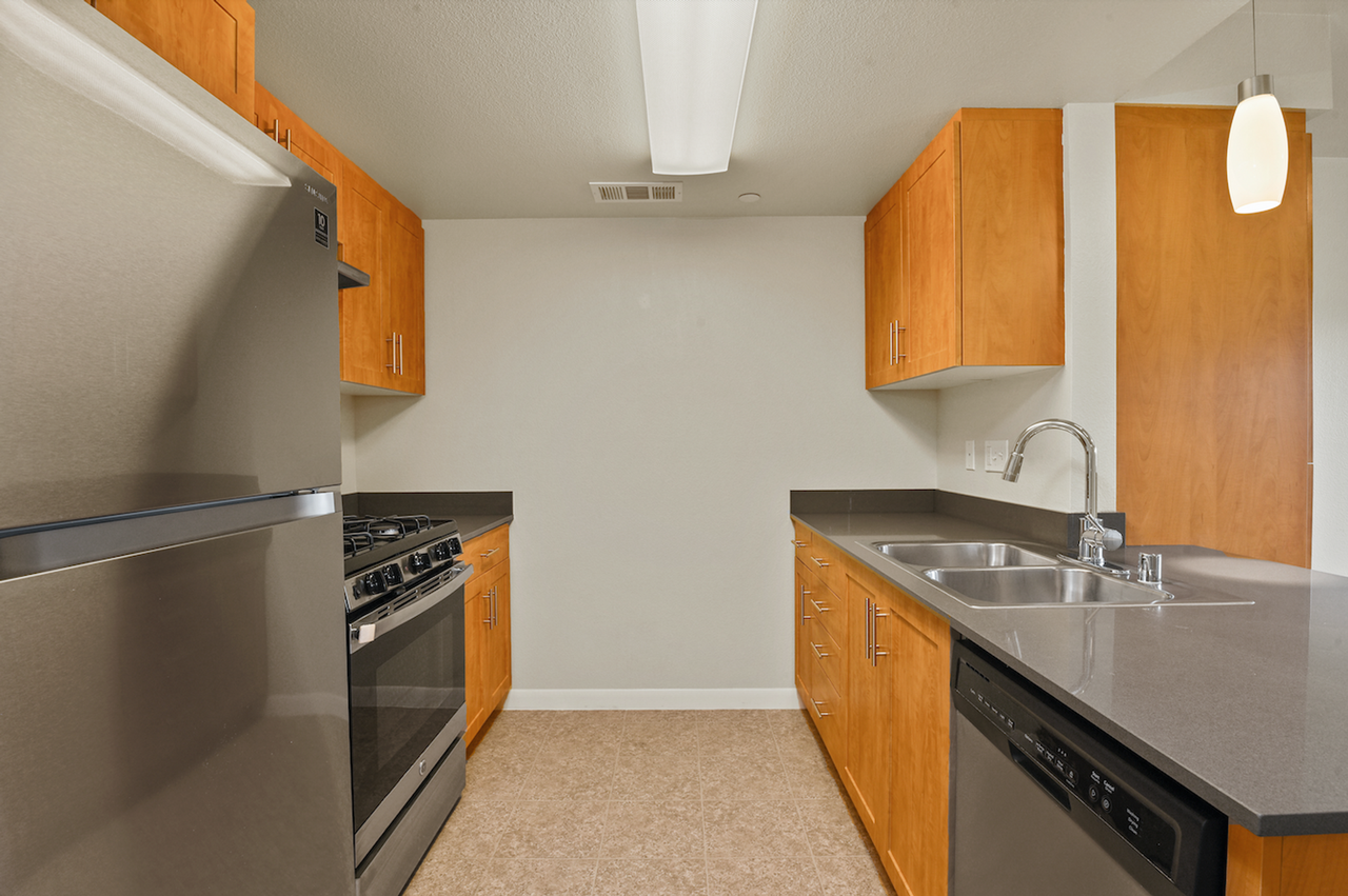 Avenue Heights Apartments Building 2 - Photo 5 of 50