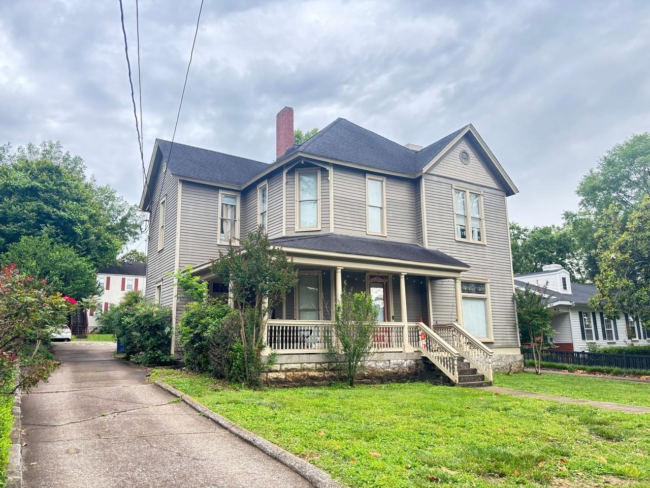 928 Elm Street - Photo 2 of 2