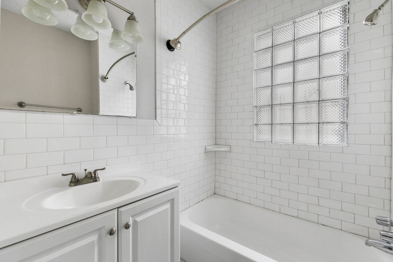 Redmont Place - Photo 2 of 50