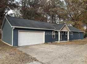1063 Givens Rd - Photo 1 of 1