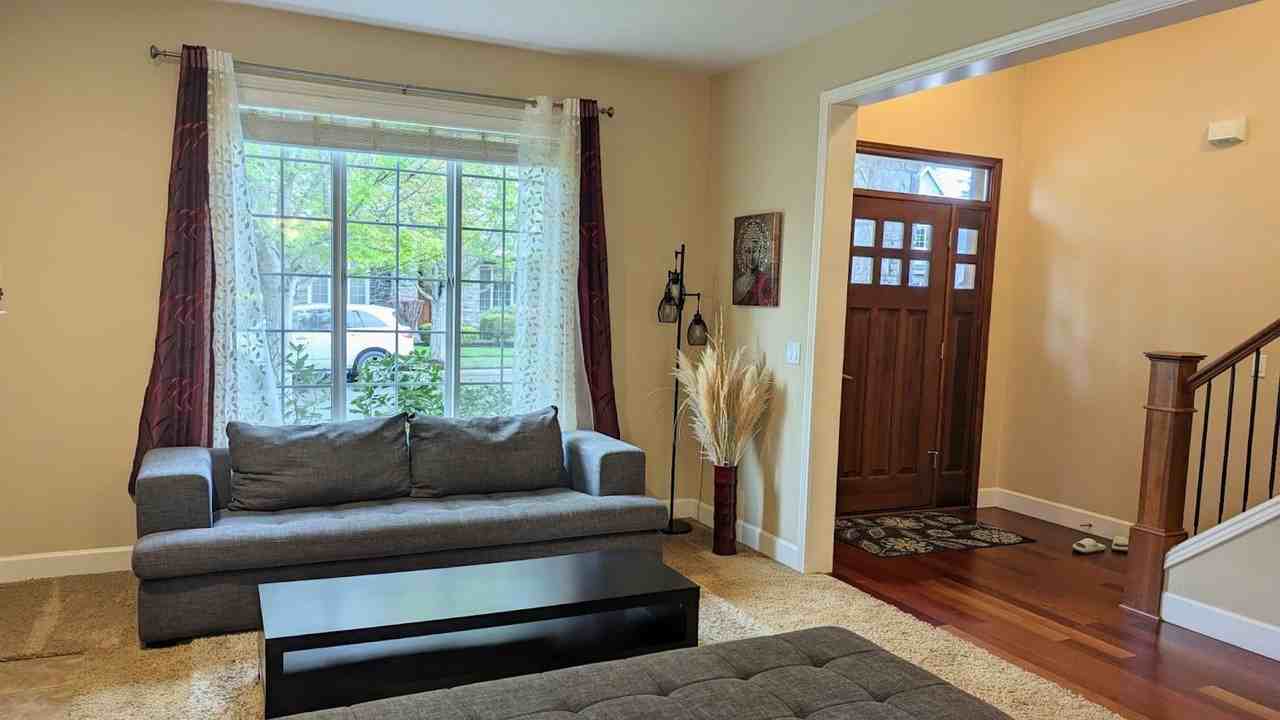 13632 Nw Henninger Ln - Photo 2 of 14