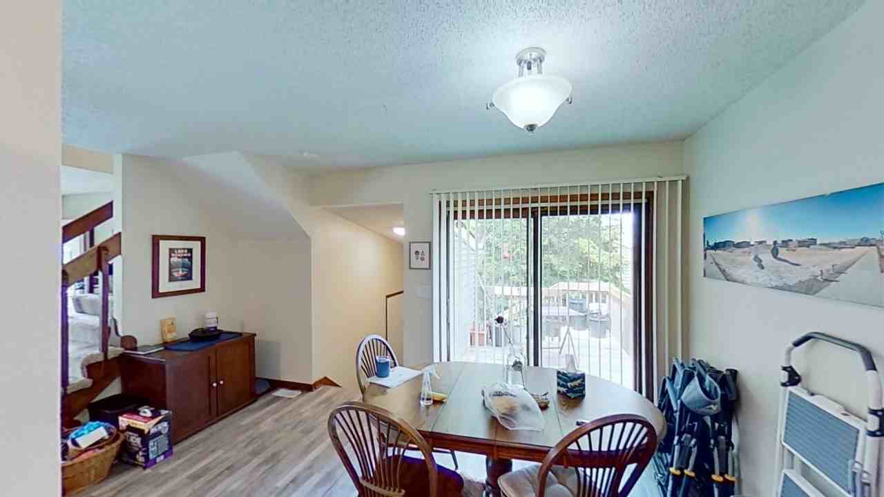 1269 Nw 90th St - Photo 3 of 17