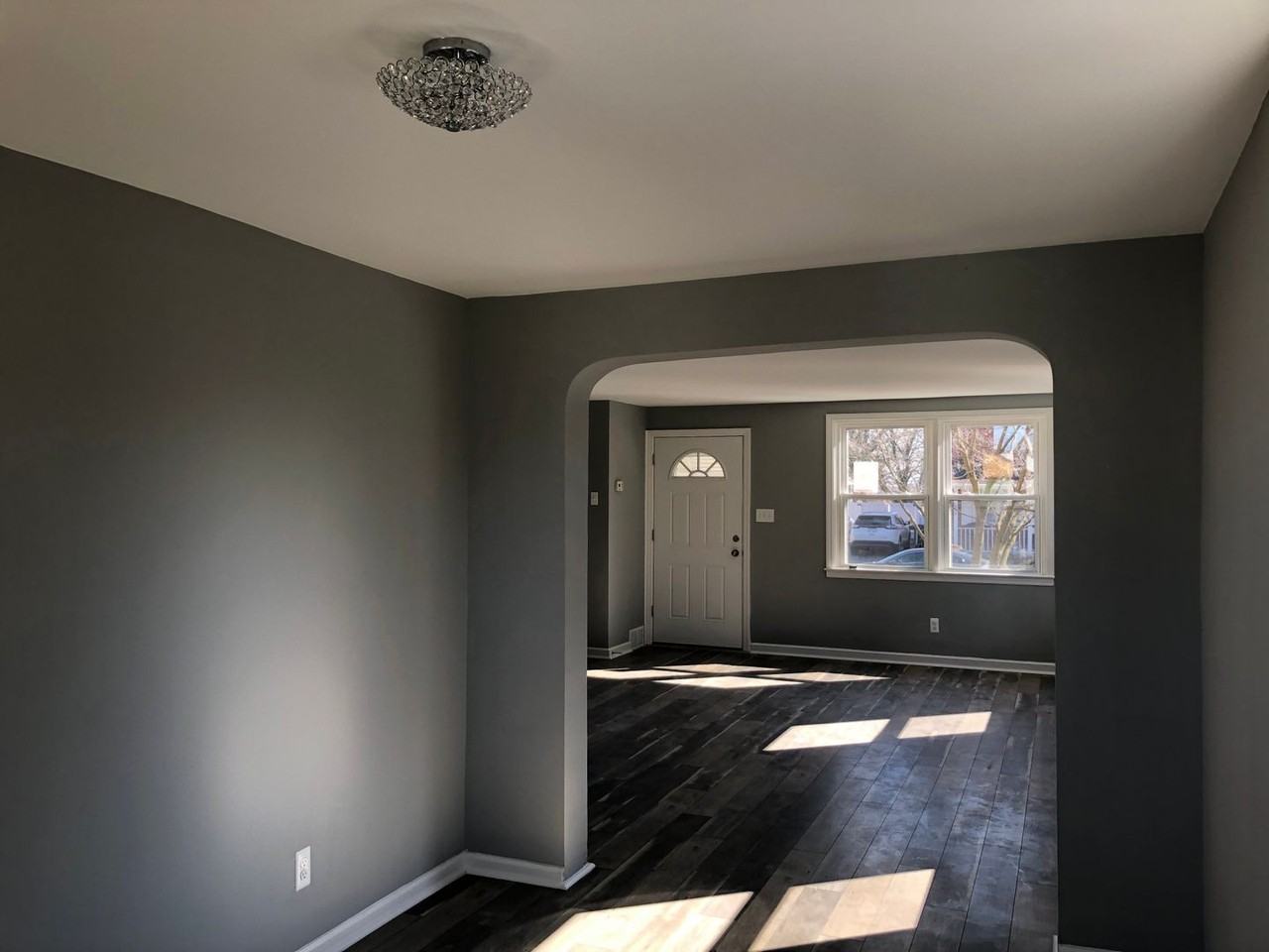 357 Holland St - Photo 4 of 28