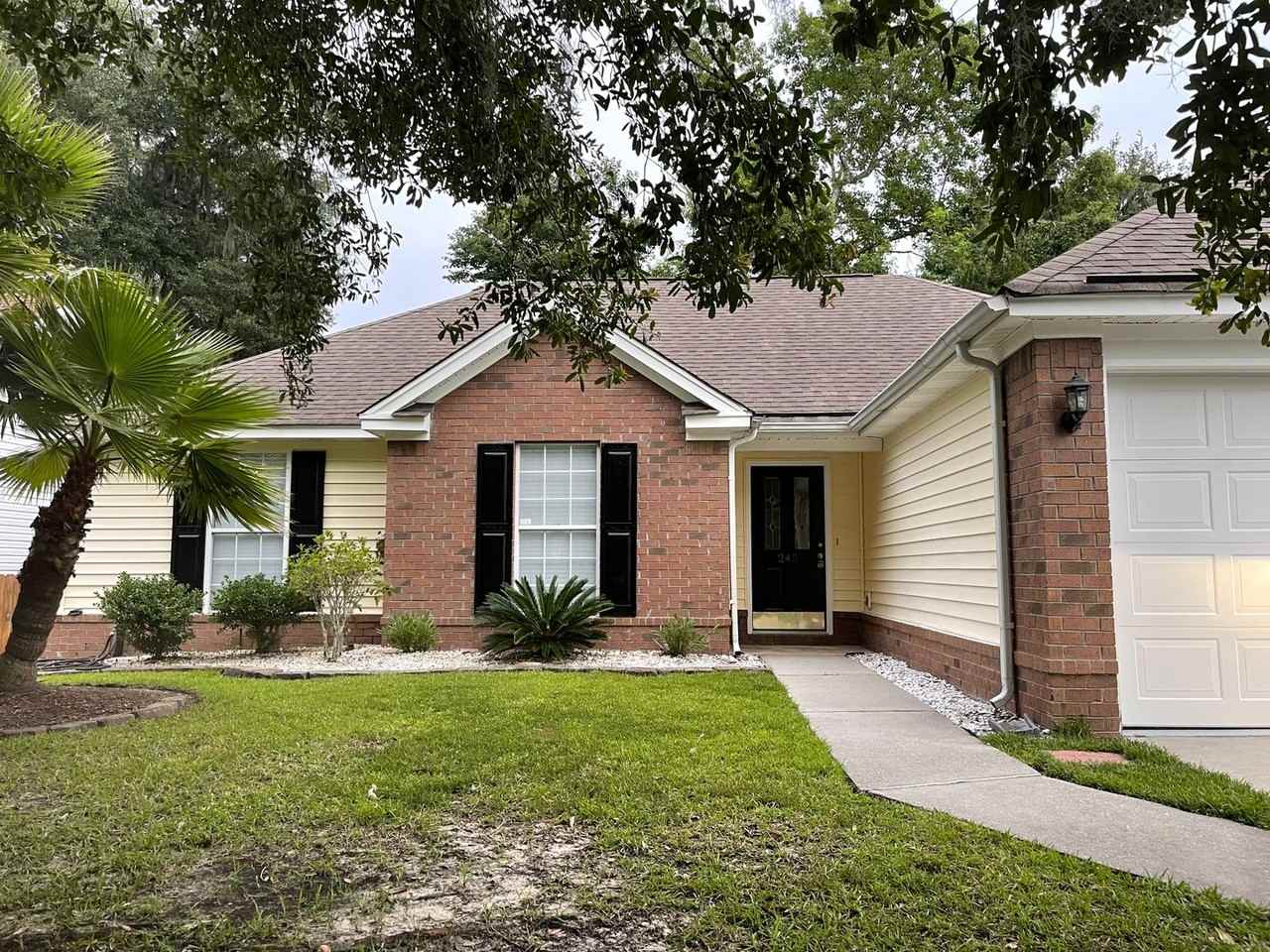 245 Shady Oak Cir - Photo 4 of 10