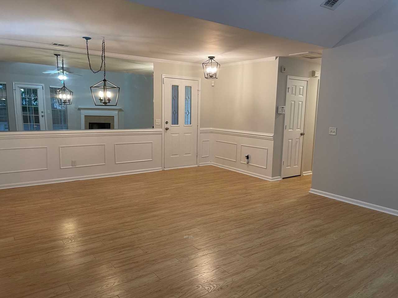 245 Shady Oak Cir - Photo 6 of 10