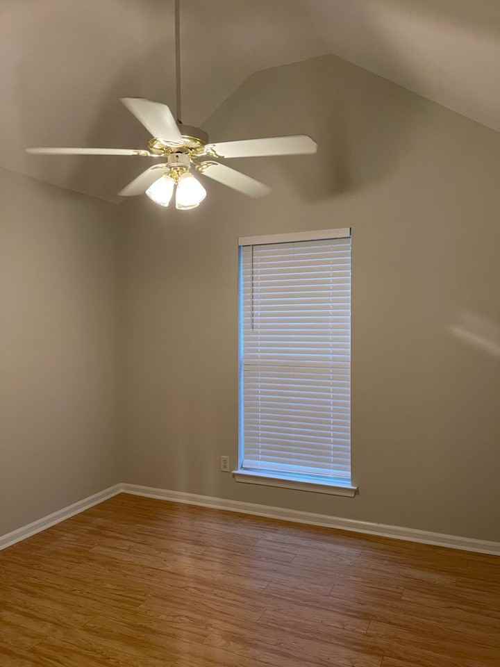 245 Shady Oak Cir - Photo 7 of 10