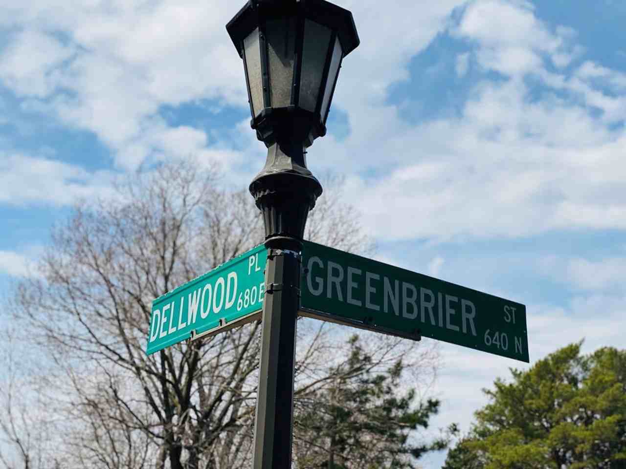 Charming 1 Bedroom next to Swede Hollow Park! - Photo 3 of 14