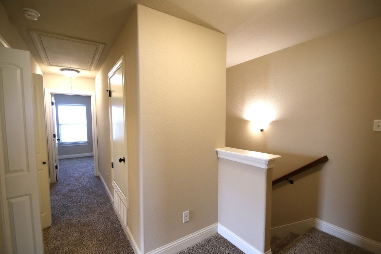 7900 Branch Way - Photo 3 of 24