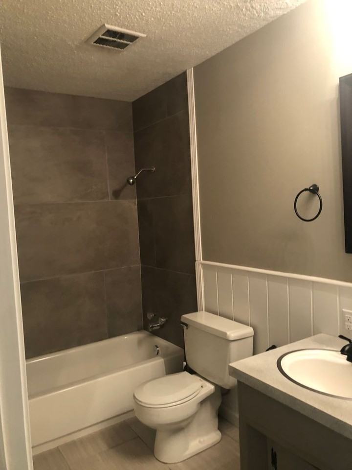 1164 S Oak Park Dr Apt A - Photo 7 of 14