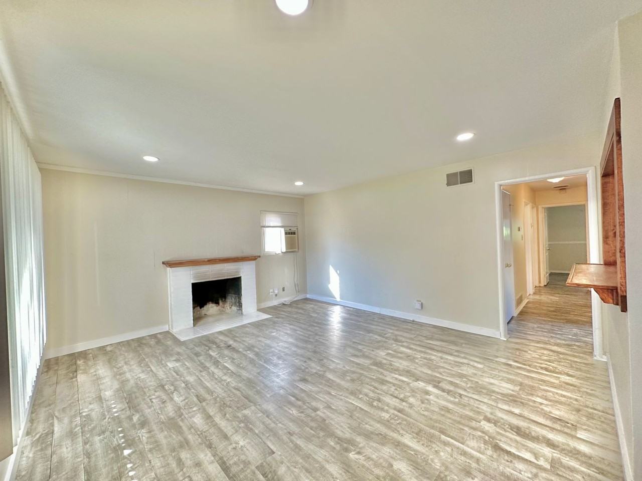 38335 Oliver Way - Photo 3 of 13