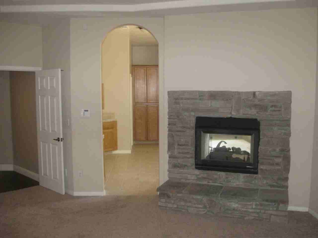 1904 Ordsall St - Photo 3 of 10