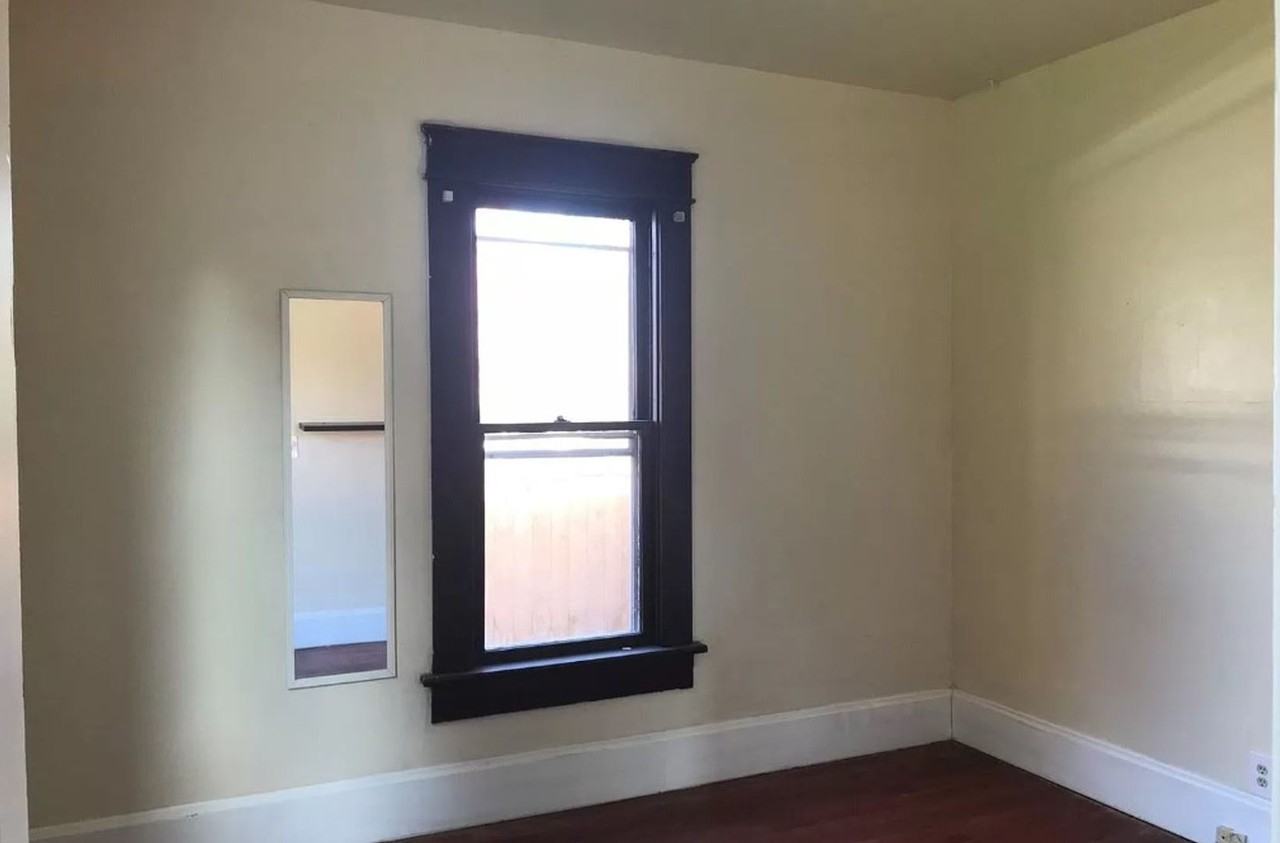 230 Nw 13th St - Photo 5 of 8