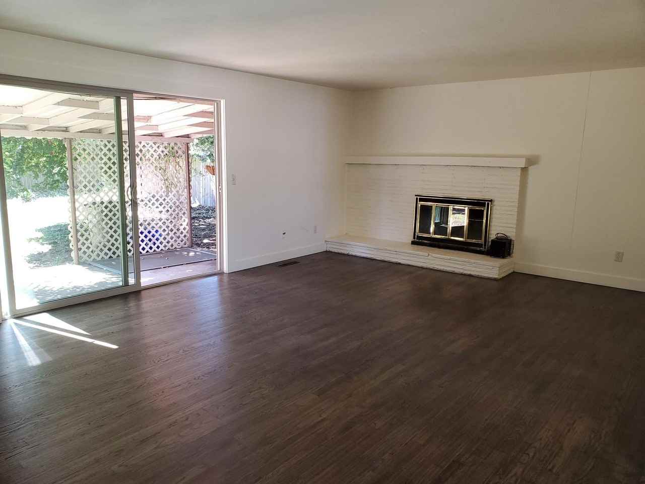 1800 Linwood St - Photo 6 of 20