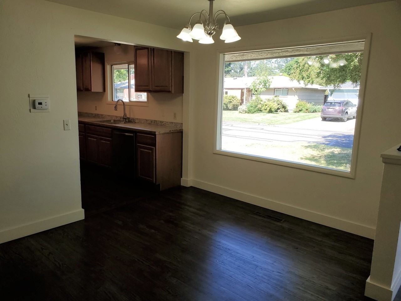 1800 Linwood St - Photo 3 of 20