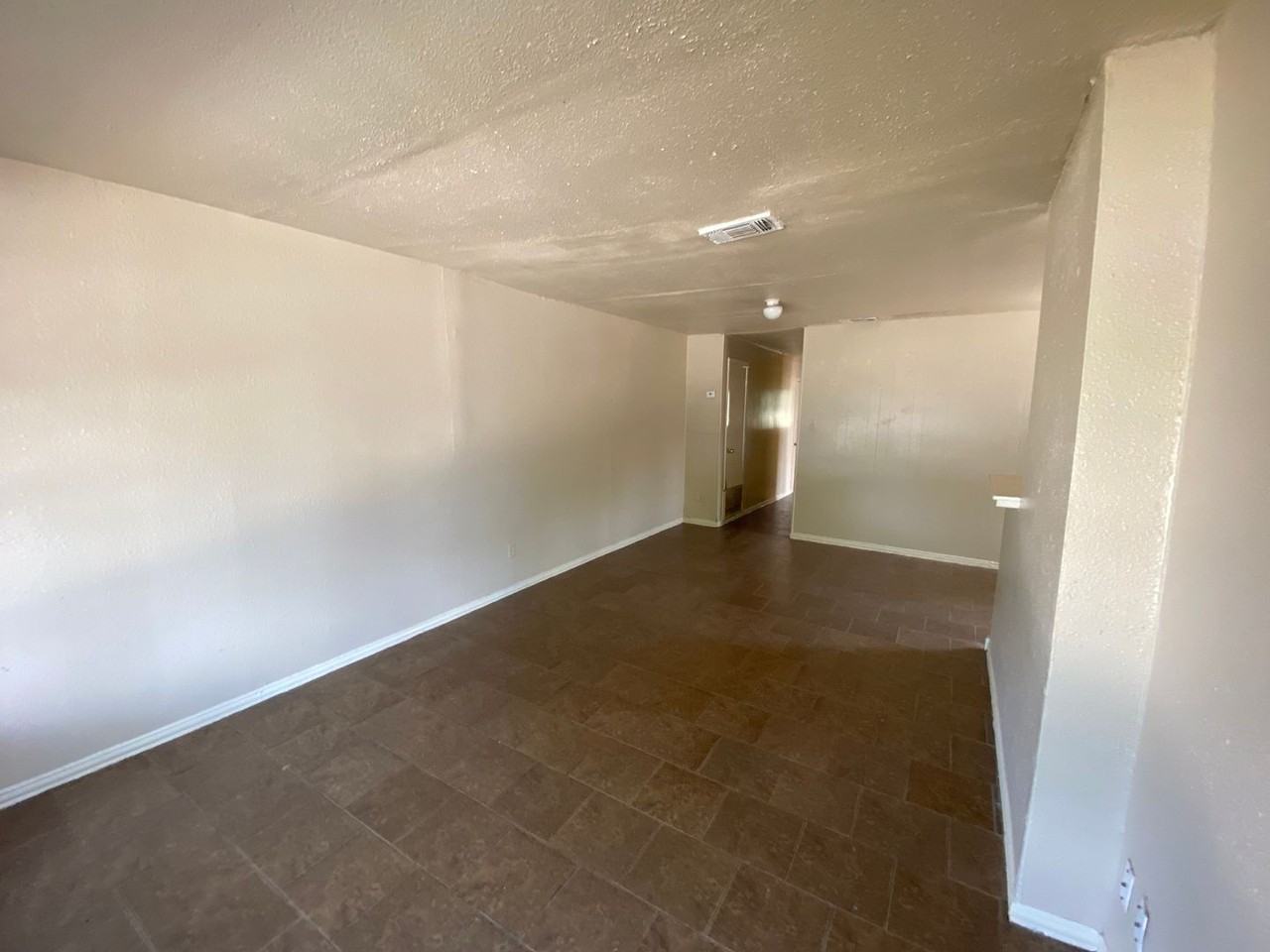 1136 San Francisco - Photo 2 of 21