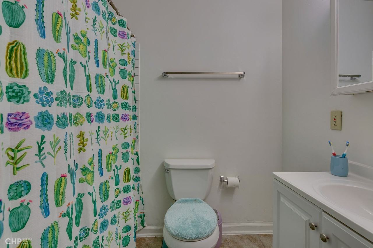 Camelot XI - Photo 7 of 8