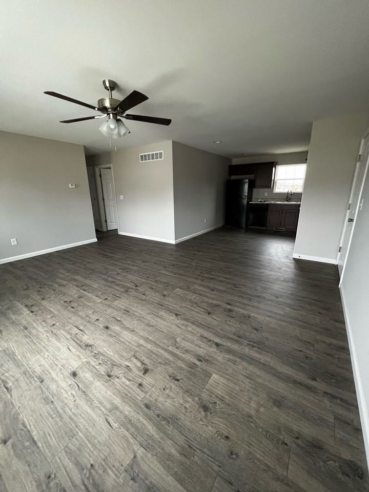 108 Springfield Heights Dr - Photo 3 of 10