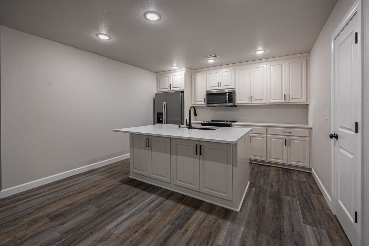 352B Se 95th Rd - Photo 2 of 26