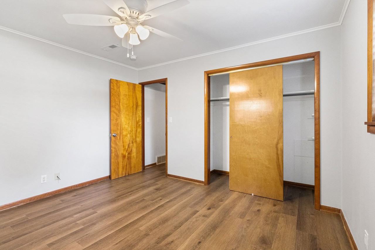 Young Street Duplex - Photo 2 of 13